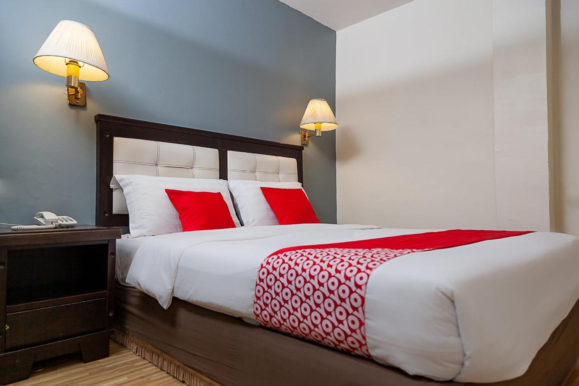 Super Oyo 90055 Mansion Inn سيبو المظهر الخارجي الصورة