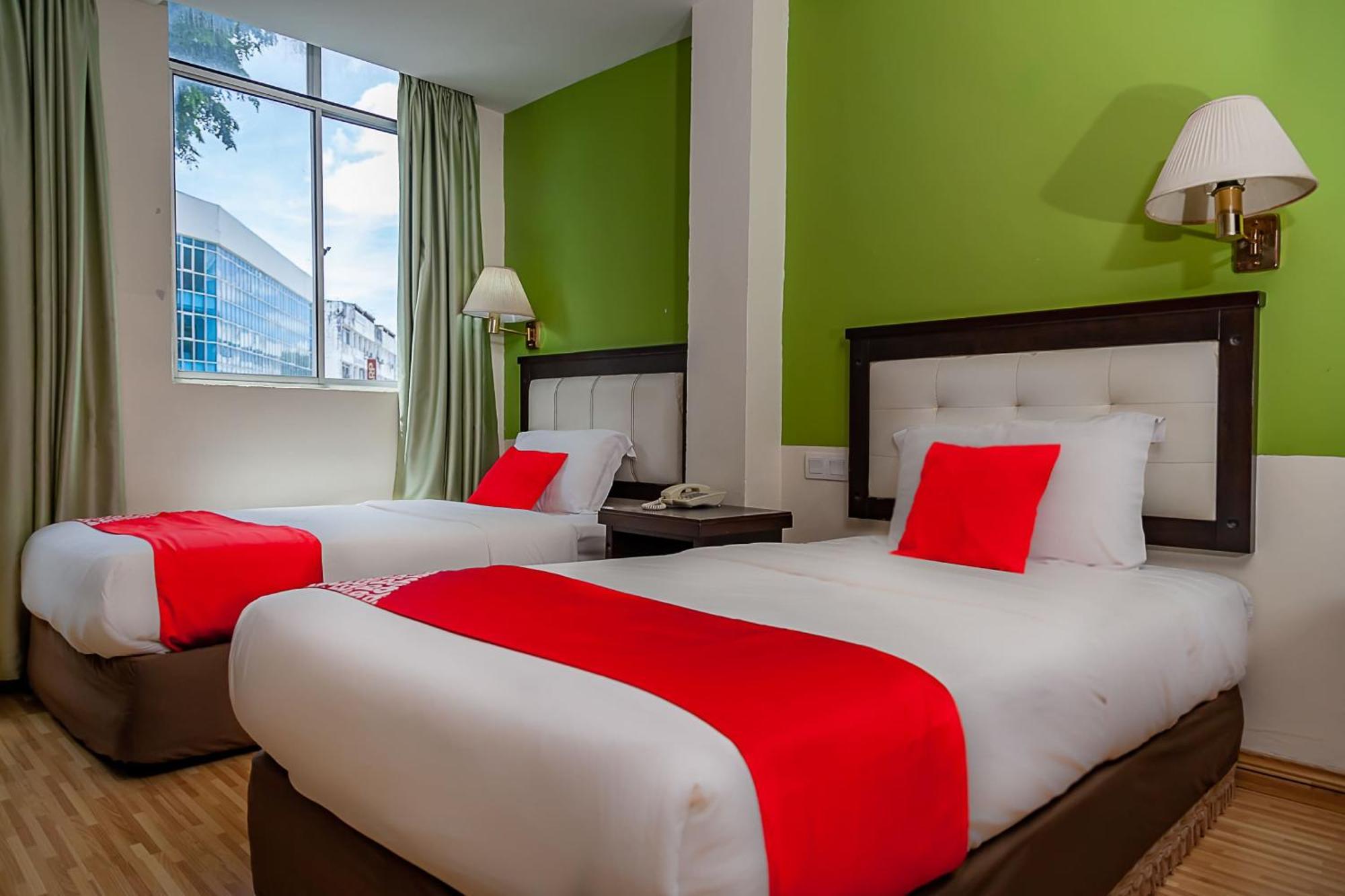 Super Oyo 90055 Mansion Inn سيبو المظهر الخارجي الصورة