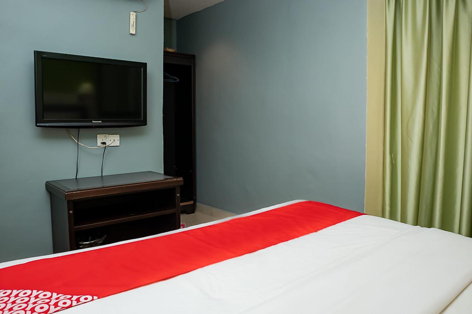 Super Oyo 90055 Mansion Inn سيبو المظهر الخارجي الصورة