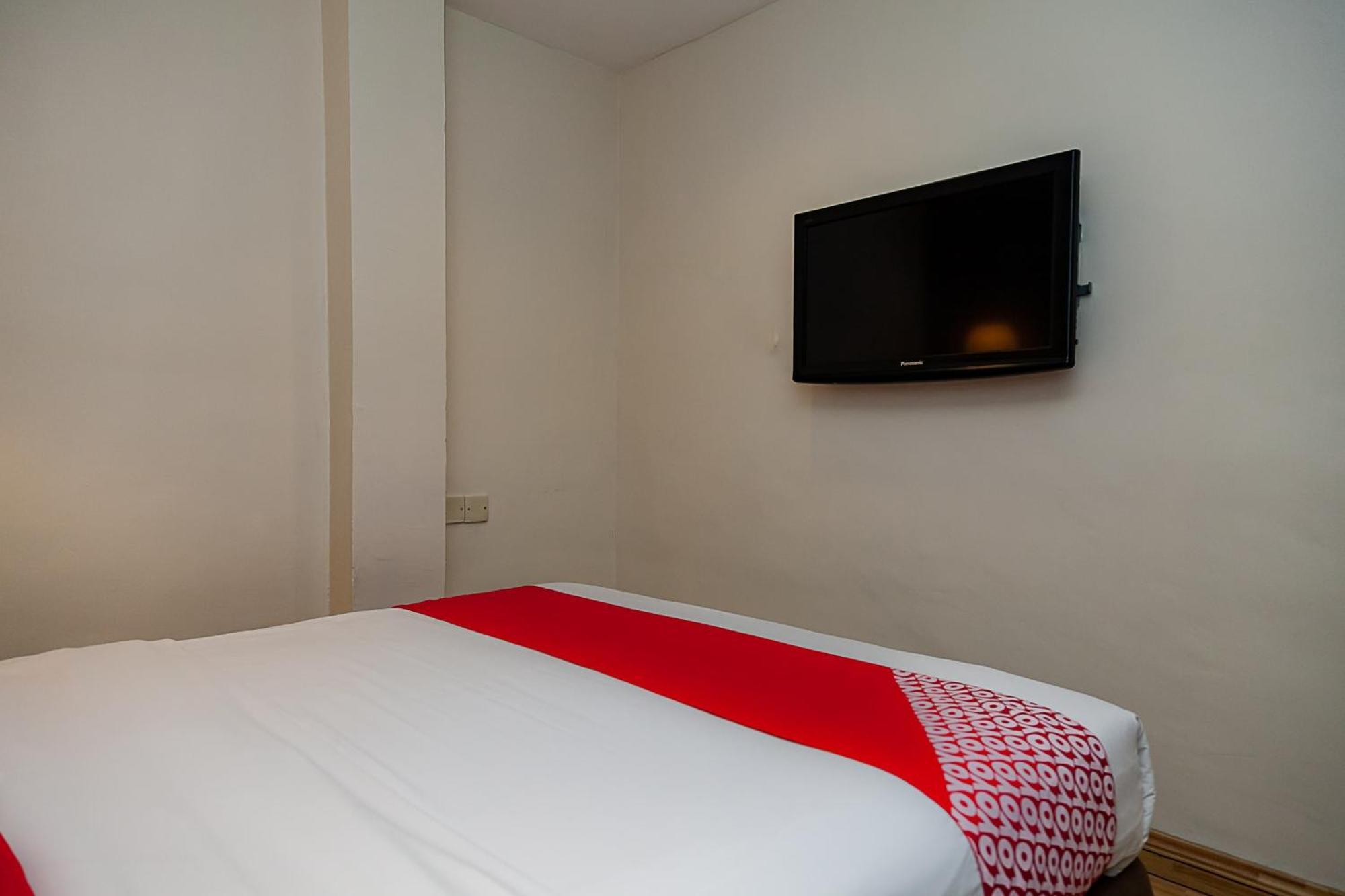 Super Oyo 90055 Mansion Inn سيبو المظهر الخارجي الصورة