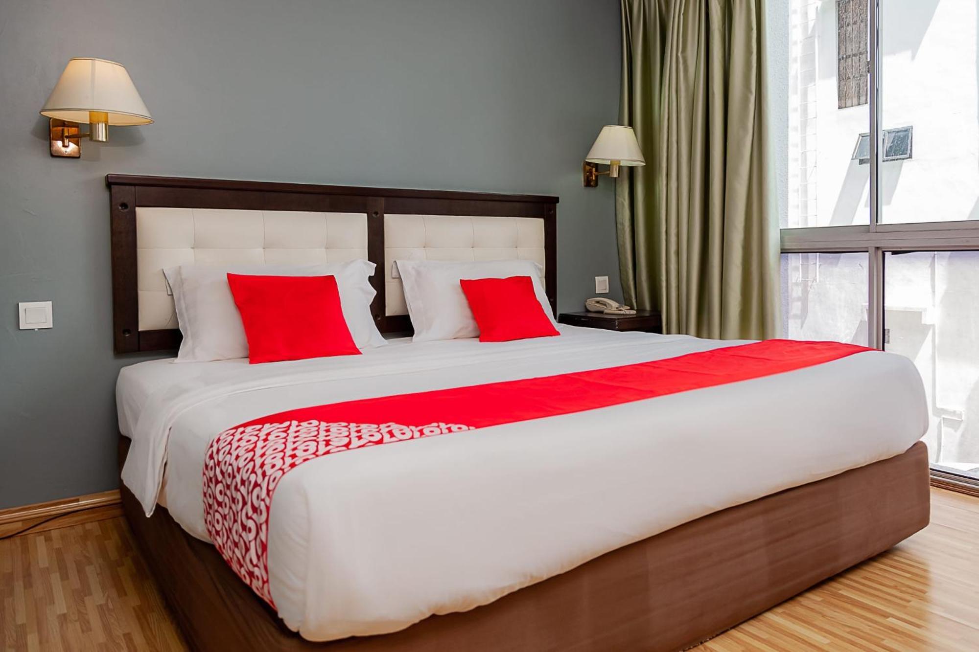 Super Oyo 90055 Mansion Inn سيبو المظهر الخارجي الصورة