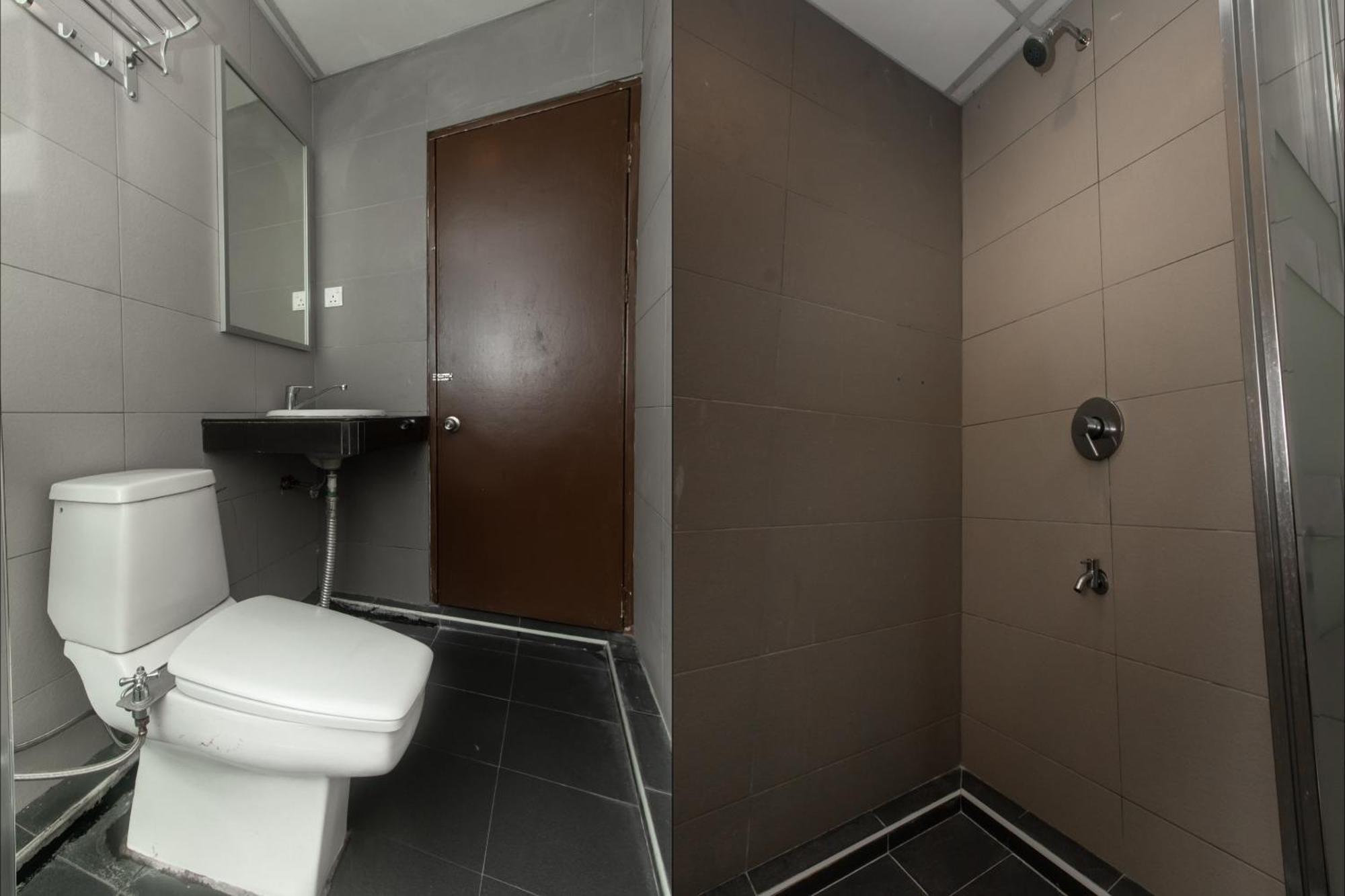 Super Oyo 90055 Mansion Inn سيبو المظهر الخارجي الصورة