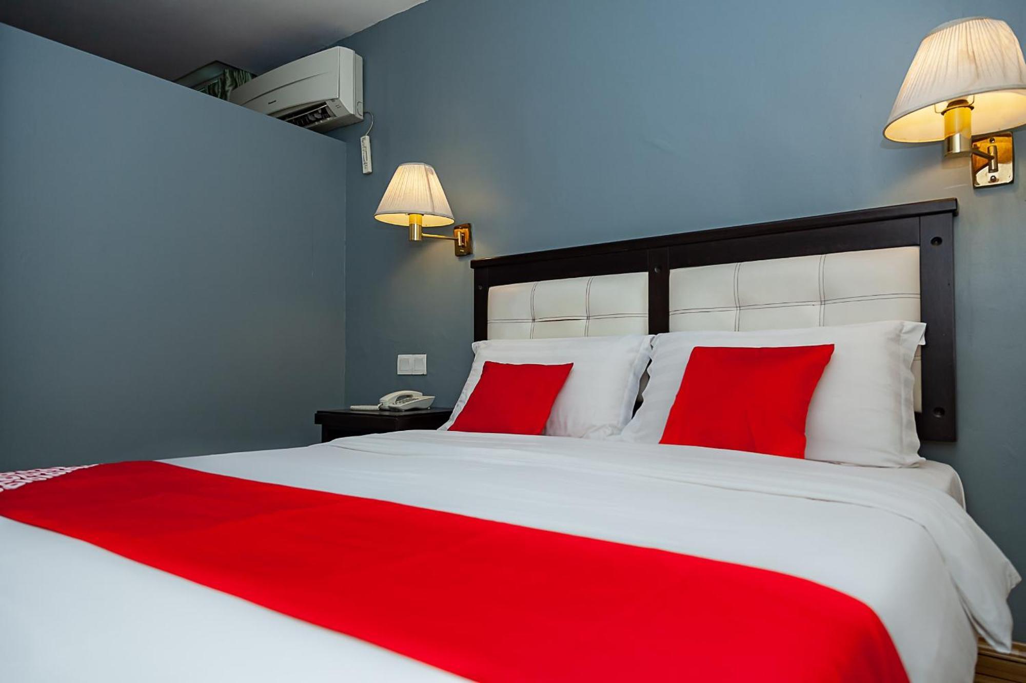Super Oyo 90055 Mansion Inn سيبو المظهر الخارجي الصورة